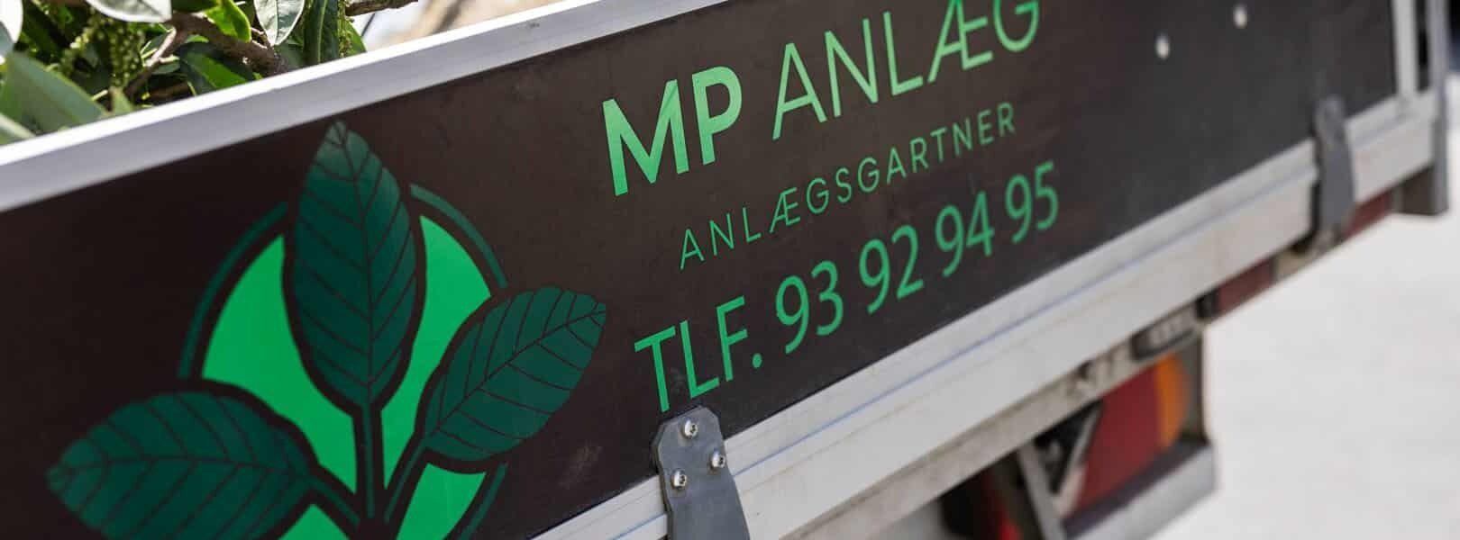 Grønne oaser i storbyen: Sådan vælger du den rette anlægsgartner i københavn